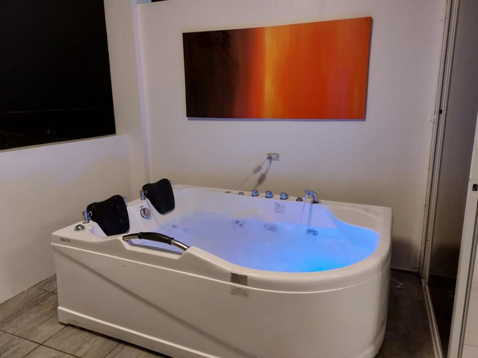 Hot tub