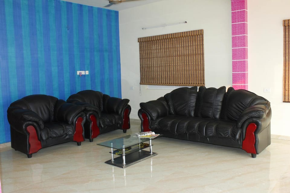 Sasti Lodge Palani Hotel in Tamil Nadu