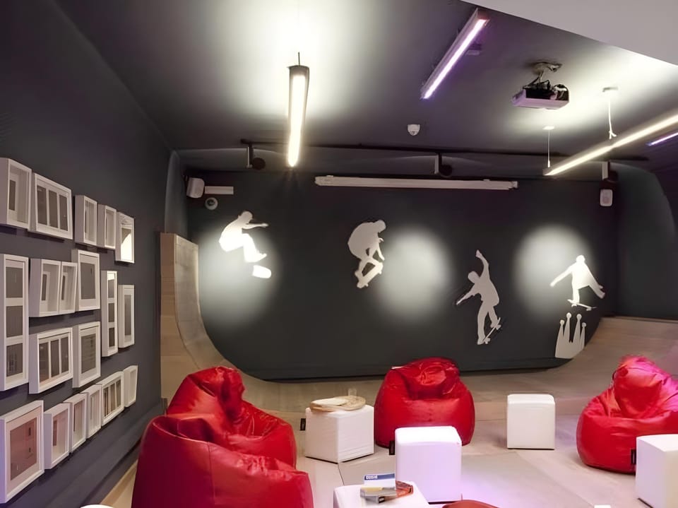 Sant Jordi Hostels Sagrada Familia Hostel in Barcelona