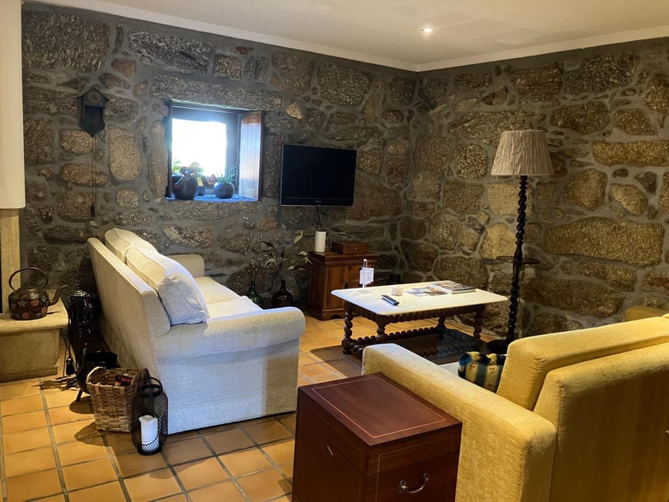 Shared lounge/TV area