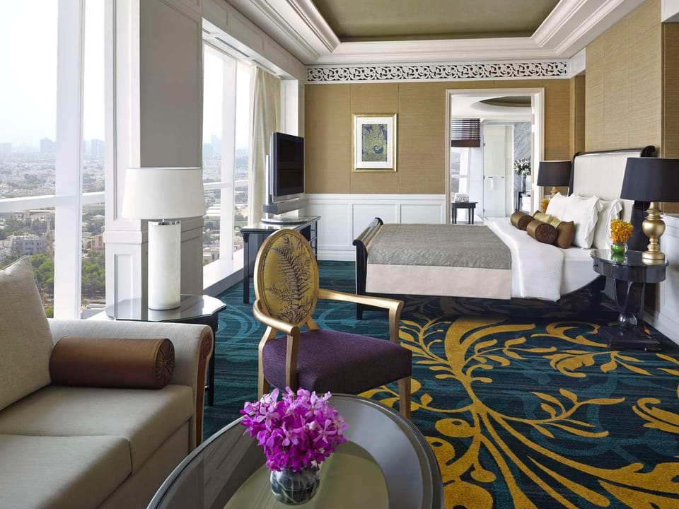 Suite room