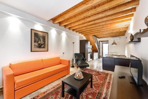 Faber Apartments-Residence Style Hotel in Arona
