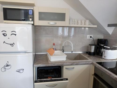 Apartments and rooms with parking space Seliste Dreznicko, Plitvice - 14671 Hotel in Plitvice Lakes Park