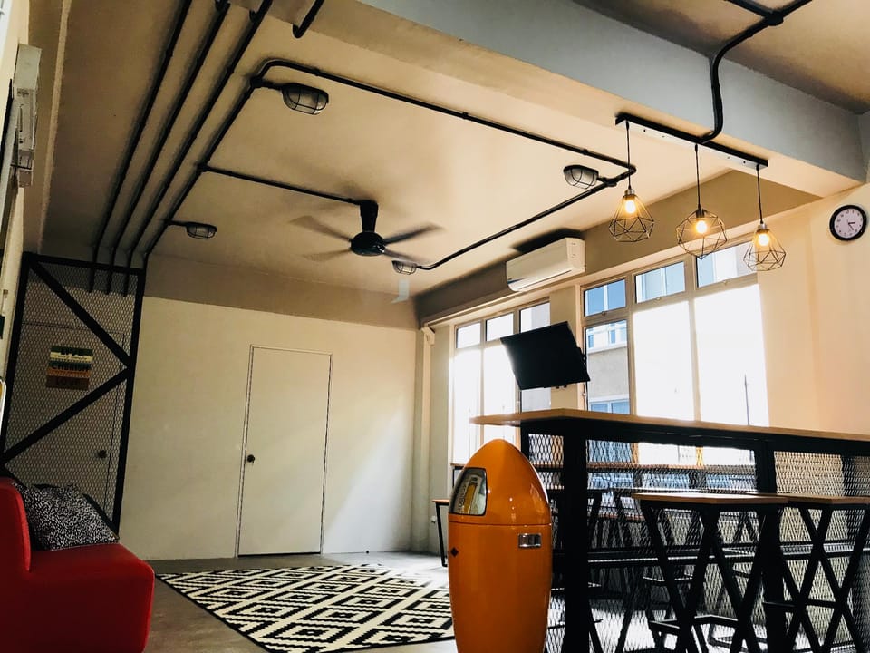 Shared lounge/TV area