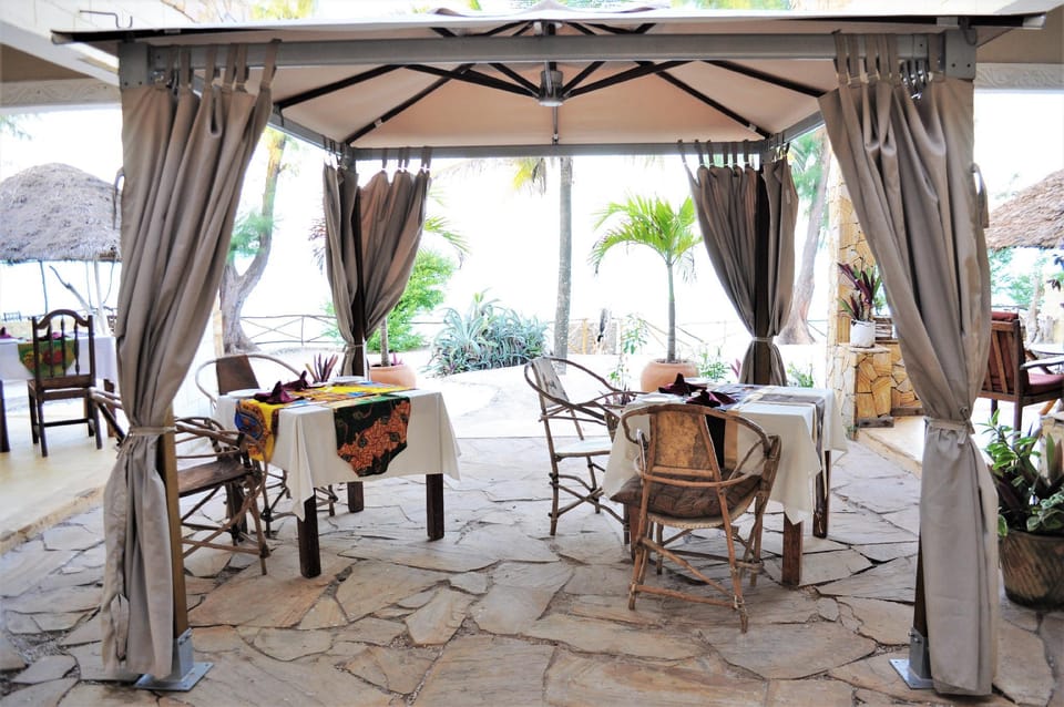 Seasons Lodge Zanzibar Hotel in Tanzania