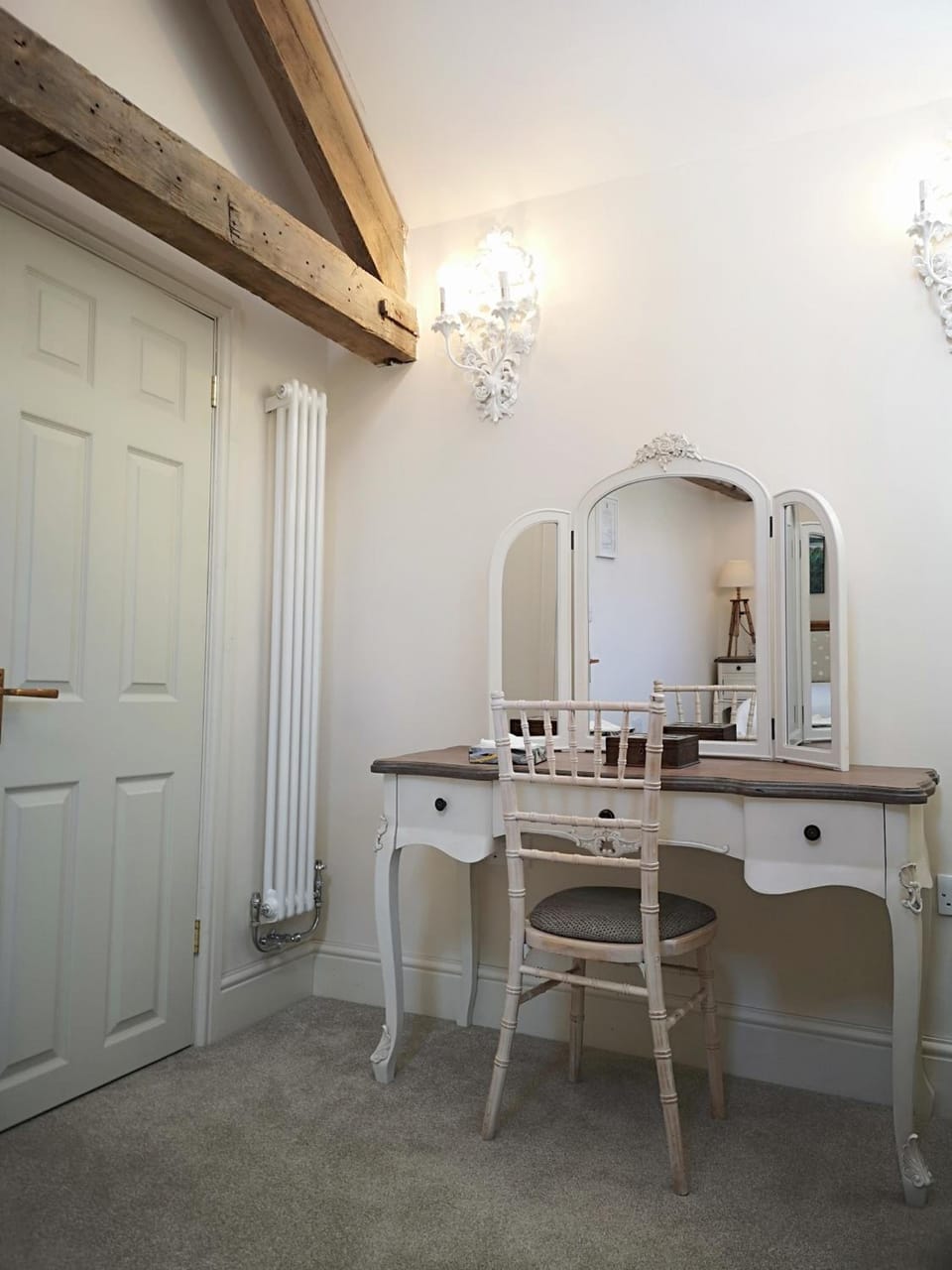Cleatham Hall Hotel in West Lindsey District