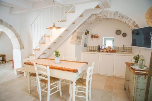 Trullo Essenza-Trulli Anti Charme & Relax Hotel in Province of Taranto