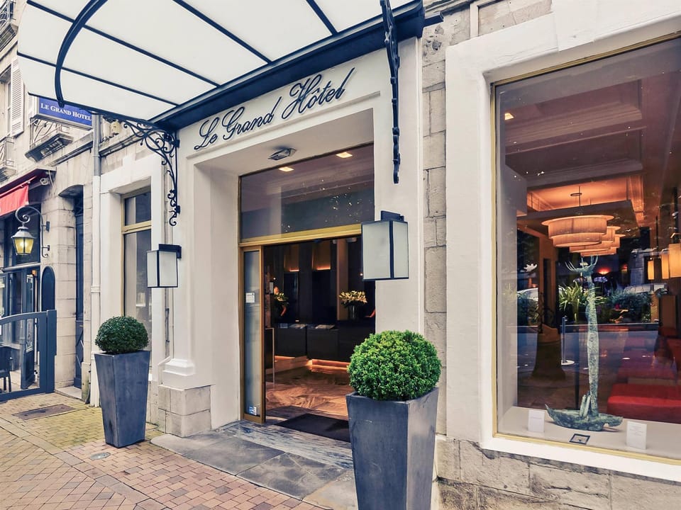 Mercure Bayonne Centre Le Grand Hotel Hotel in Bayonne