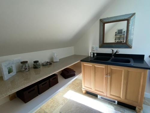 Madrona Suite Hotel in Deer Harbor