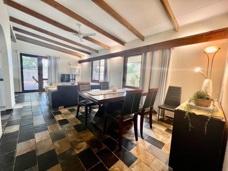 Colonial Village Resort Hostel in Hervey Bay