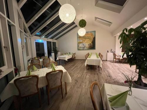 Hotel Restaurant Zum Schwan Hotel in Limburg (province)