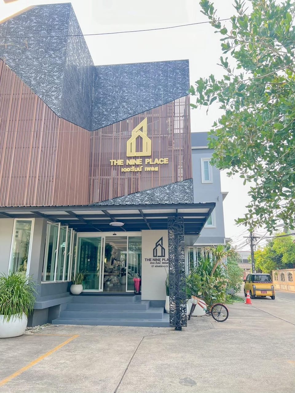 THE NINE PLACE Chaeng Sanit Hotel in Thailand