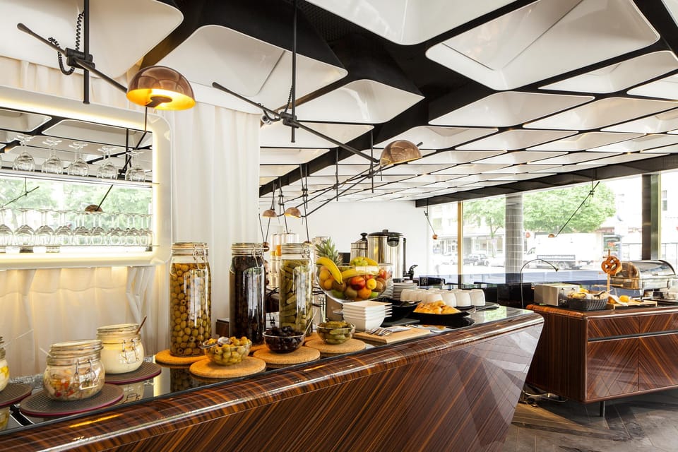 Coffee shop