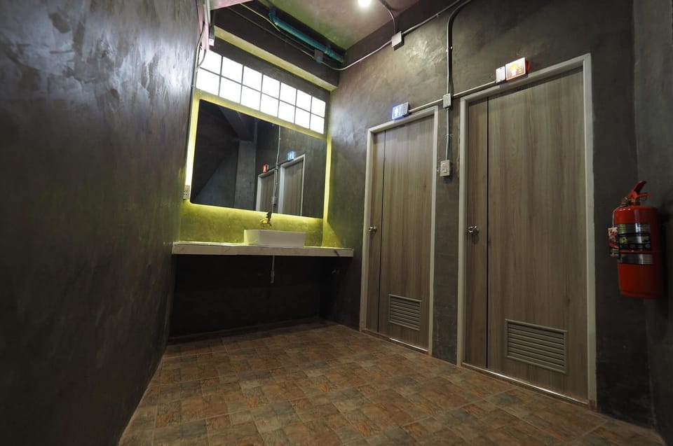 Luck-Yimm Hostel Hostel in Bangkok