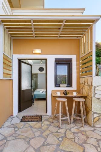 Villa Gereoudis SeaView Apartments-Pool & Bar Hotel in Crete