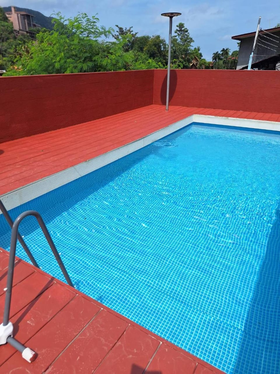 Swimming pool