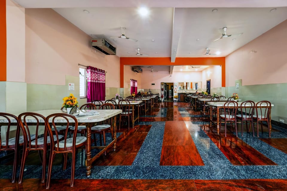 Hotel O by OYO Raj Munmun Hotel Hotel in India