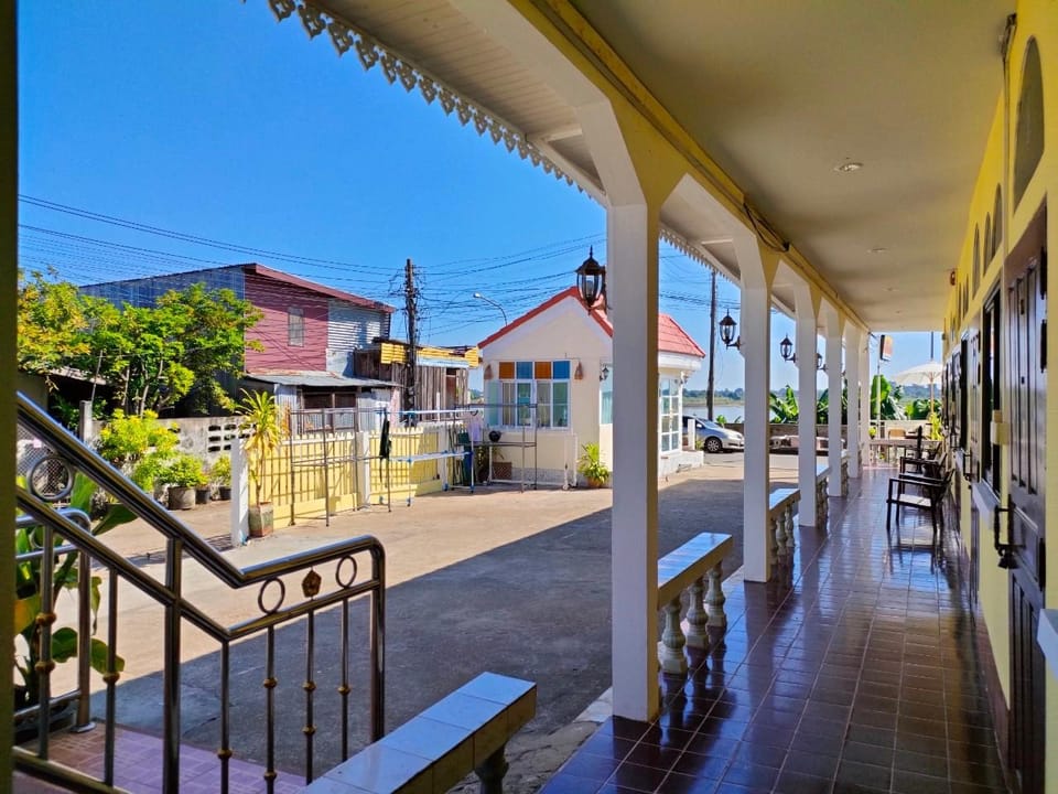 Sangthongrimkhong Hotel Apartment hotel in Laos