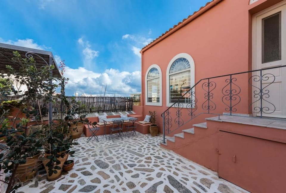 Villa Maria Hotel in Decentralized Administration of the Aegean