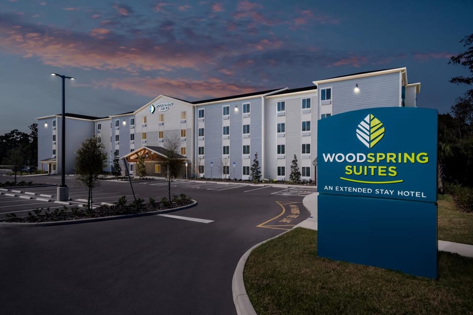WoodSpring Suites Orlando East UCF Hotel in Orlando