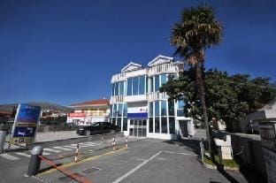 Apartments & Rooms Villa Maslina Hotel in Trogir