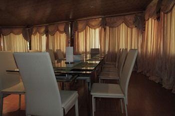 Occasions Hotel in Freetown