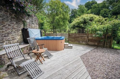 The Apple Store - 1 Bedroom Cottage - St Ishmael's Hotel in Marloes and St. Brides