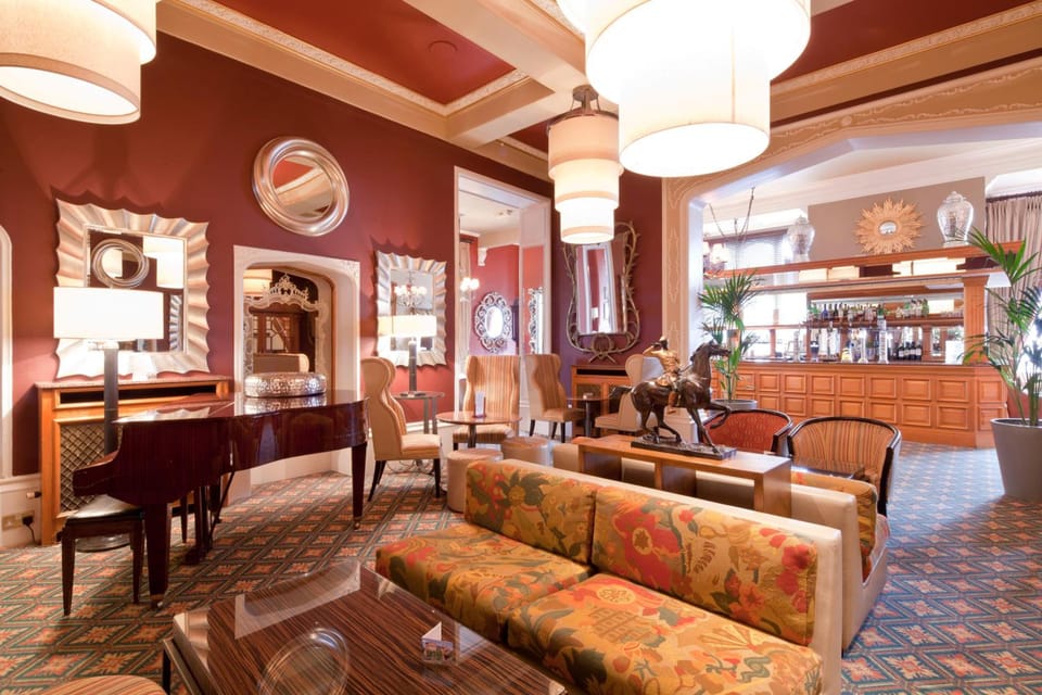 Bar/lounge