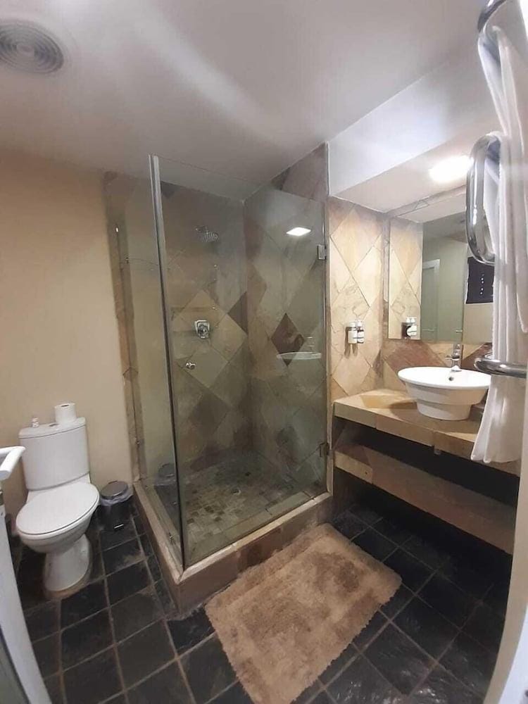 Flying Falcon Guesthouse Hotel in Sandton