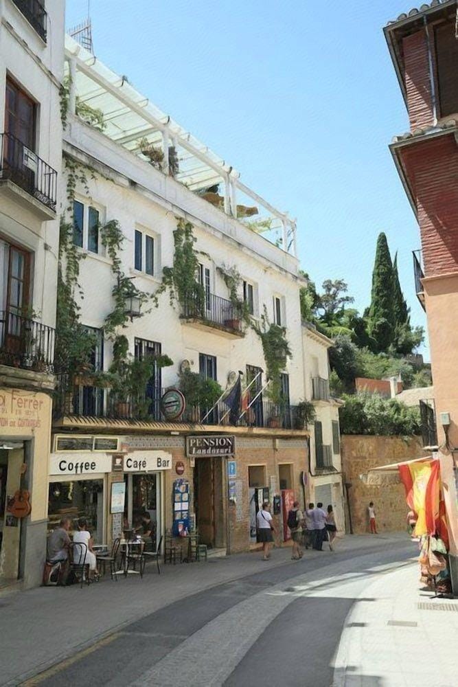 Pensión Landazuri Hotel in Granada