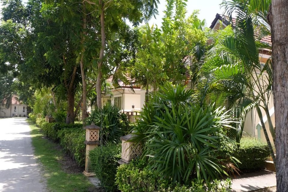 Aana Residence Resort Hotel in Rayong, Mueang Rayong District, Rayong, Thailand