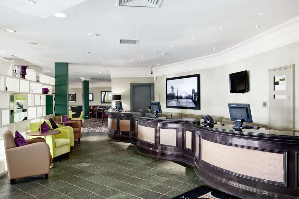 DoubleTree by Hilton Glasgow Strathclyde Hotel in Bellshill