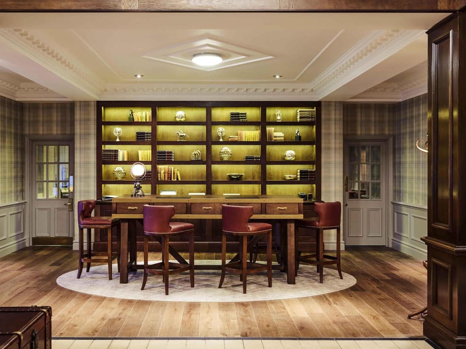 Bar/lounge
