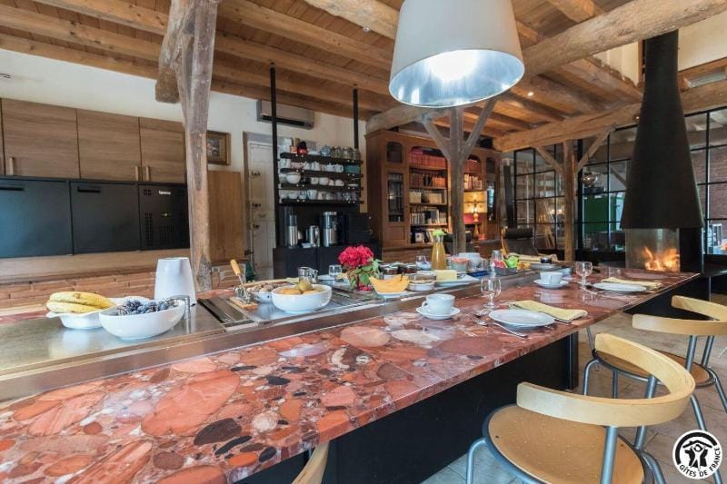 La Pasteliere Hotel in Occitanie