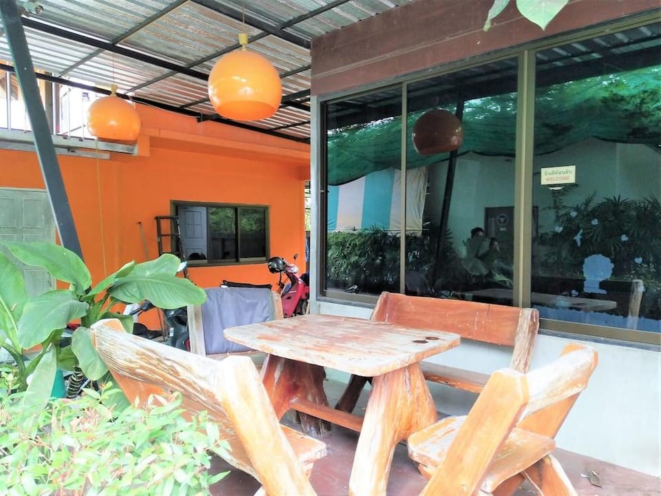 Happy Inn Hotel in Rayong, Mueang Rayong District, Rayong, Thailand