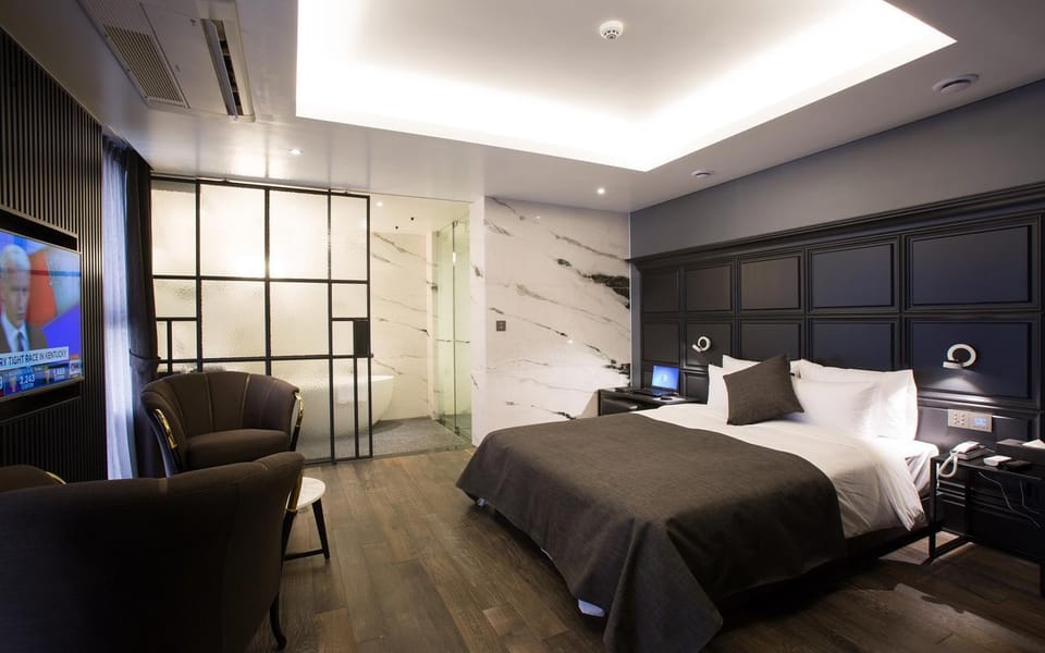 Guestroom