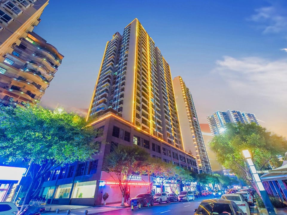 Borrman Hotel Pengshui Binjiang Road Hotel in China
