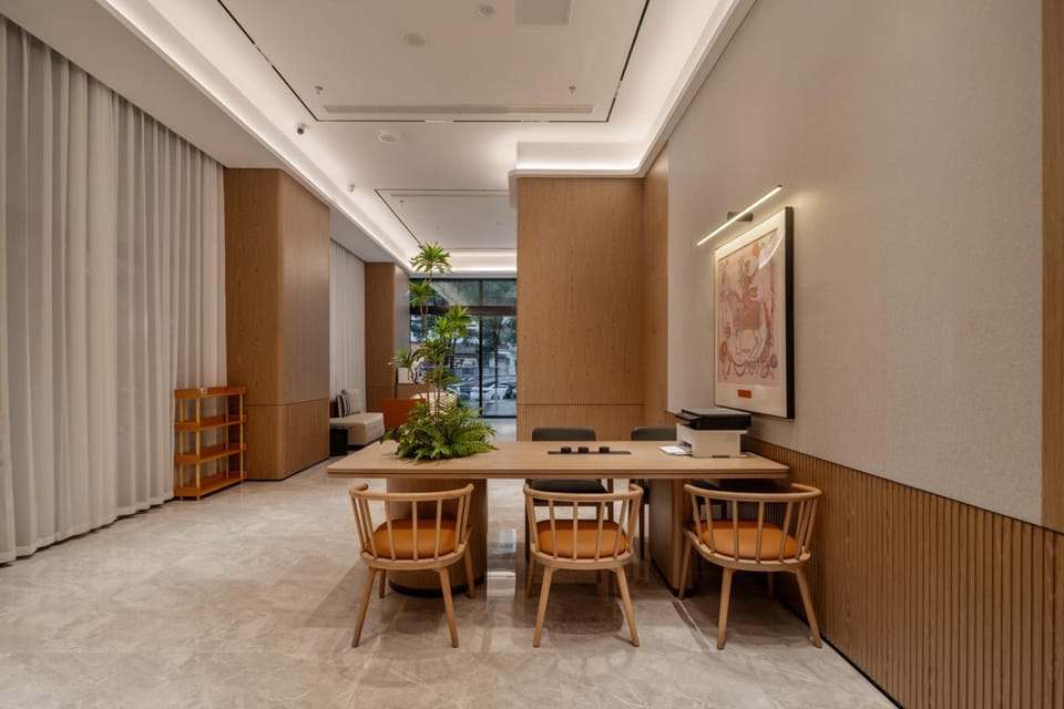 Echarm Hotel Chongqing Guanyinqiao Huangnibang Metro Station Hotel in China