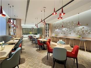Borrman Hotel Shanghai Hongqiao Railway Station National Exhibition Center Hotel in Shanghai