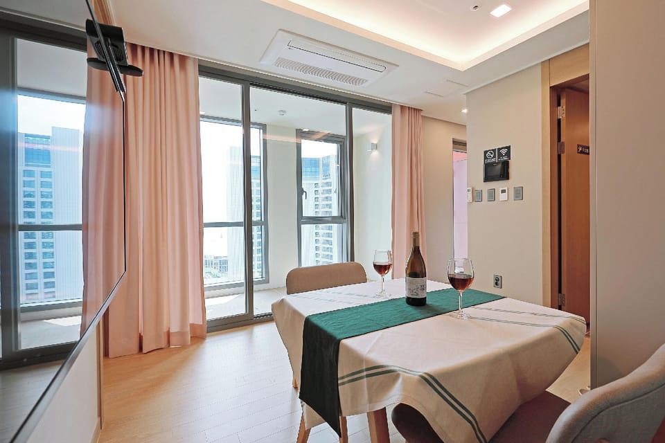 Elmomento Haeundae Residence Hotel in Busan