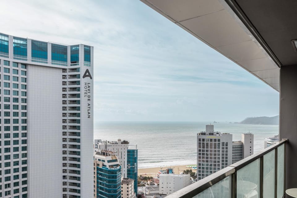 Elmomento Haeundae Residence Hotel in Busan