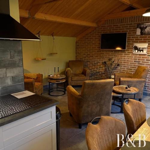 B & B In Two Hulten Hotel in Tilburg