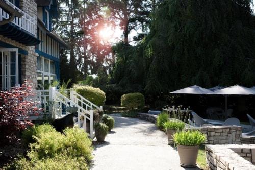 Le Jardin des Plumes Hotel in Giverny