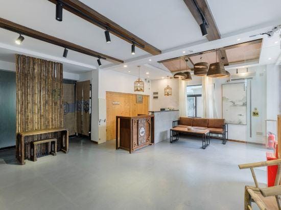 Hoary Moon Residence Hotel in Guangdong