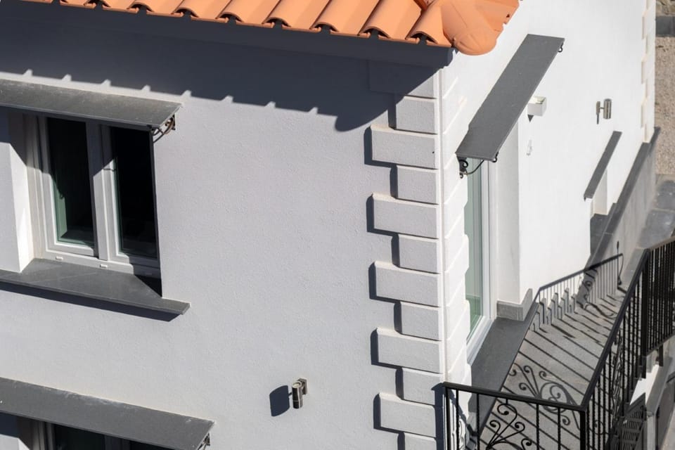 Villa Emanuel White Hotel in Priora