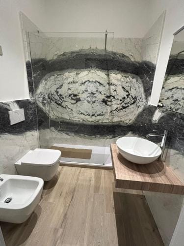 Breccia Nel Mare Hotel in Marina di Carrara