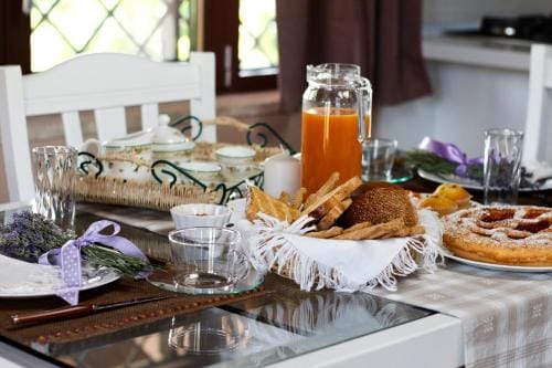 Santa Lucia B&B Hotel in Campania