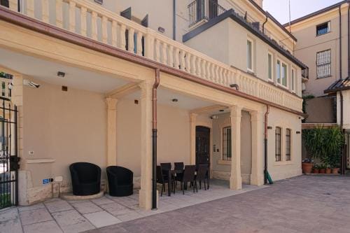 Palazzo Borgo Trento - Royal Welcome Hotel in Verona