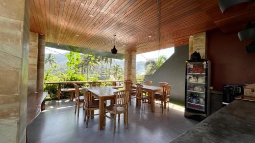 Puri Jumpungan Villas Hotel in Sidemen