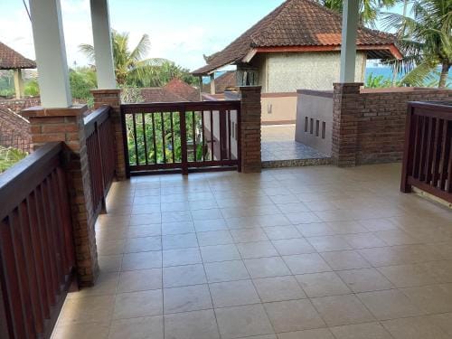 Balian Seaview Surf Villas Hotel in West Selemadeg